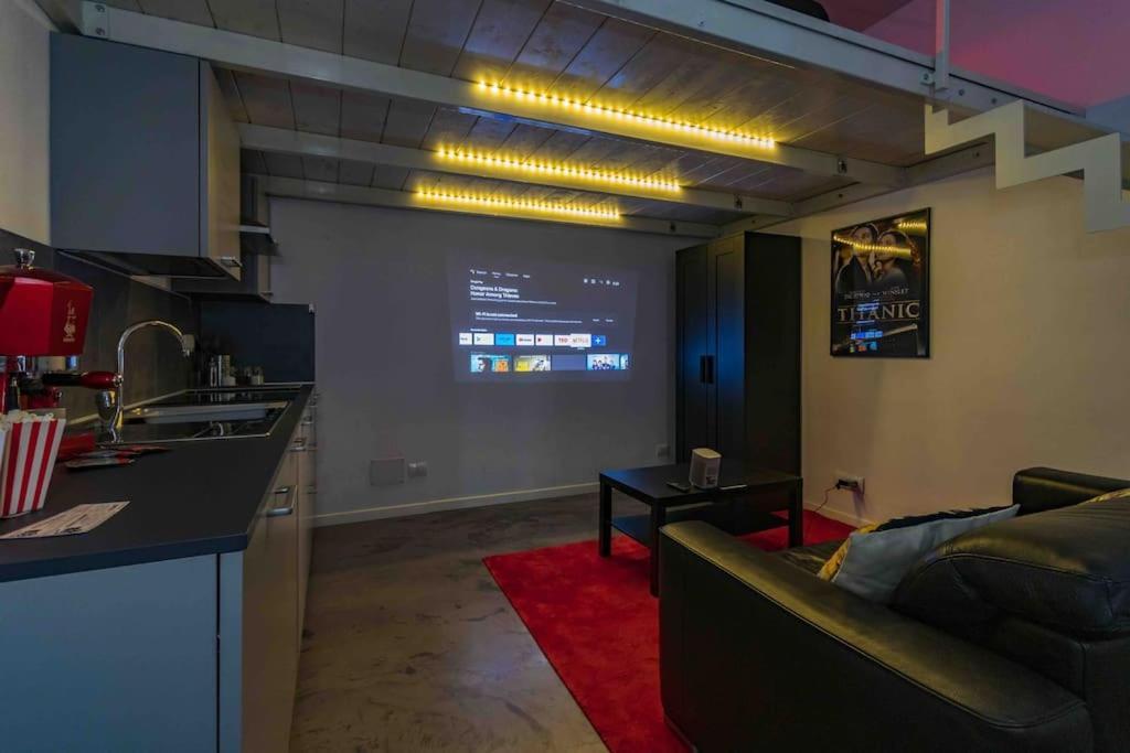 Apartament Hollywood Housein The Heart Of Turyn Zewnętrze zdjęcie