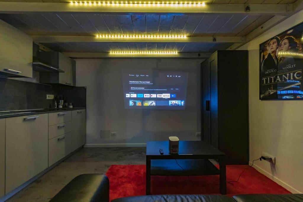 Apartament Hollywood Housein The Heart Of Turyn Zewnętrze zdjęcie